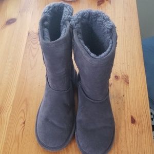 Fluffy boots